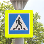 К 1 сентября в Ульяновске приведут к стандарту все переходы у образовательных учреждений